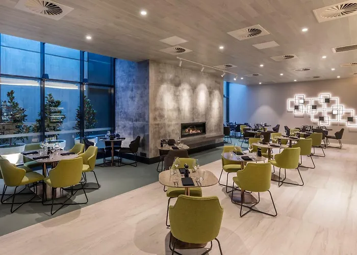 Deco Hotel Canberra